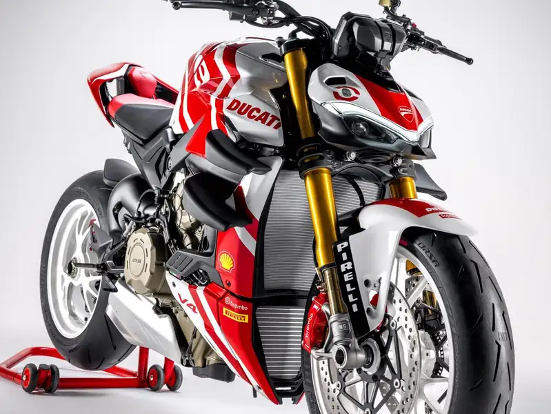 Ducati Streetfighter - foto 3