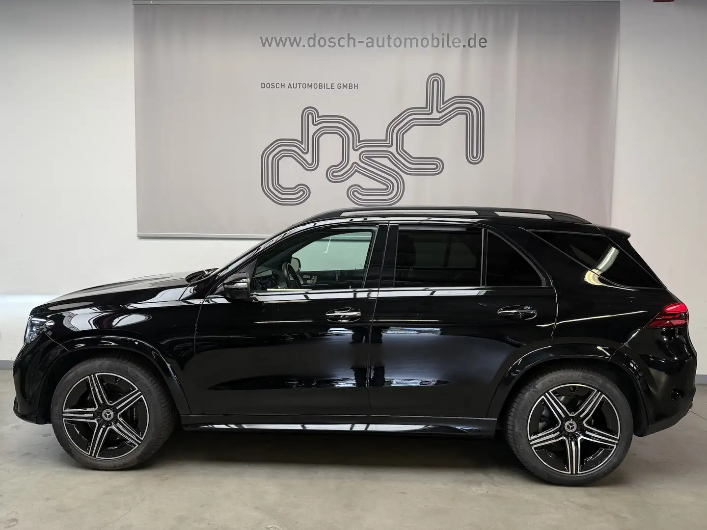 Mercedes-Benz GLE 580 4M AMG/PANO/AHK/NIGHT/StHz./BURM./HUD Schwarz - 2