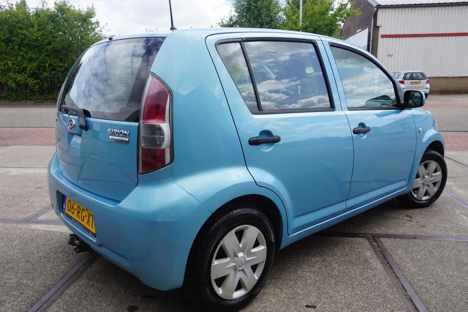 Daihatsu Sirion 2 1.3-16V Comfort Azul - 2