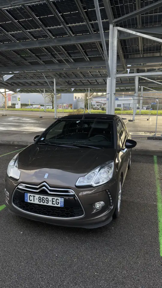 Citroen DS3 Cabriolet e-HDi 90 Airdream So Chic BMP6