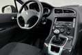 Peugeot 5008 1.6 THP GT 5p. | Panoramadak | Trekhaak | Climate Grijs - thumbnail 11