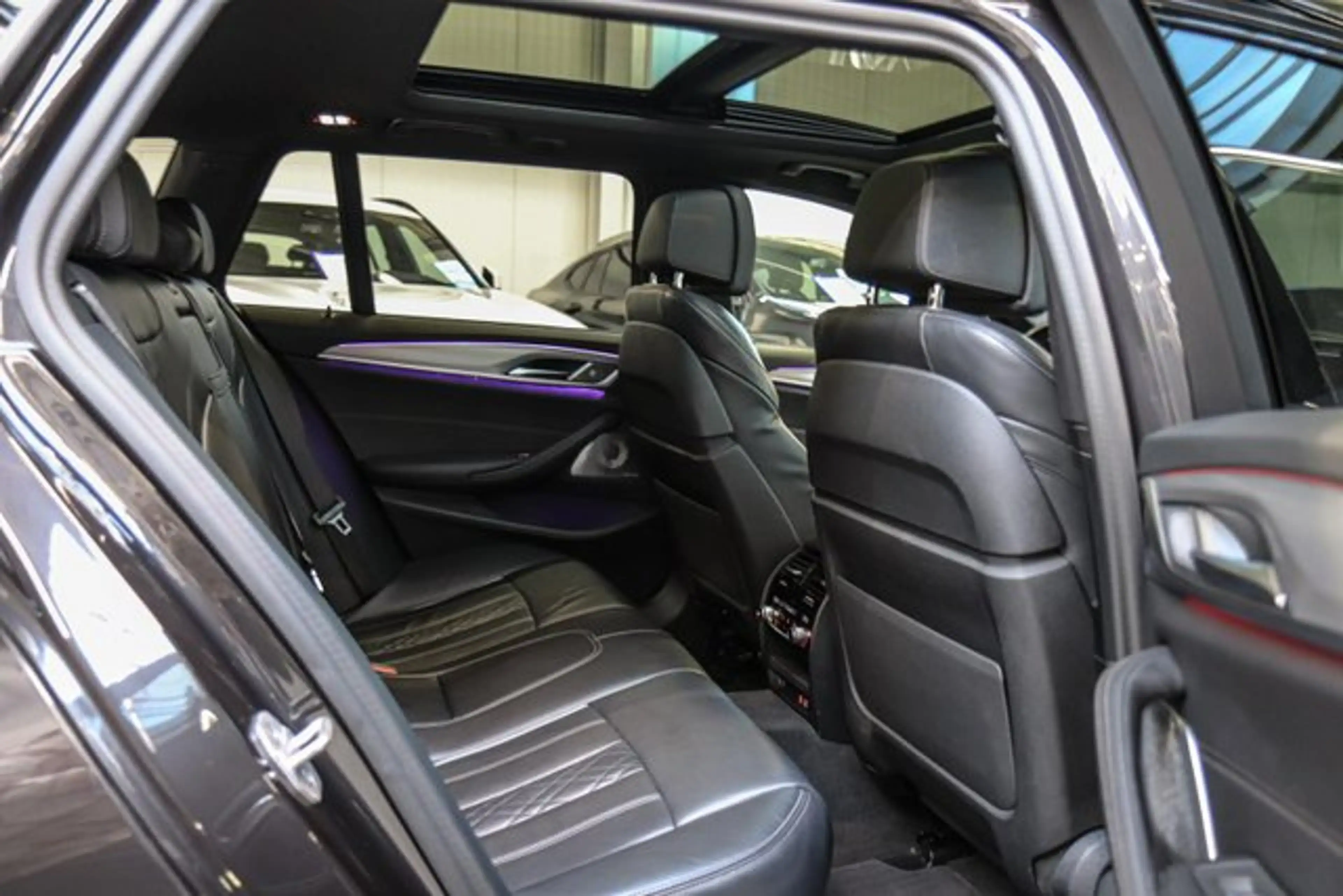 BMW 540 d xDrive Touring Sport-Aut///M SPORT/BOWERS&WILKIN — photo 15