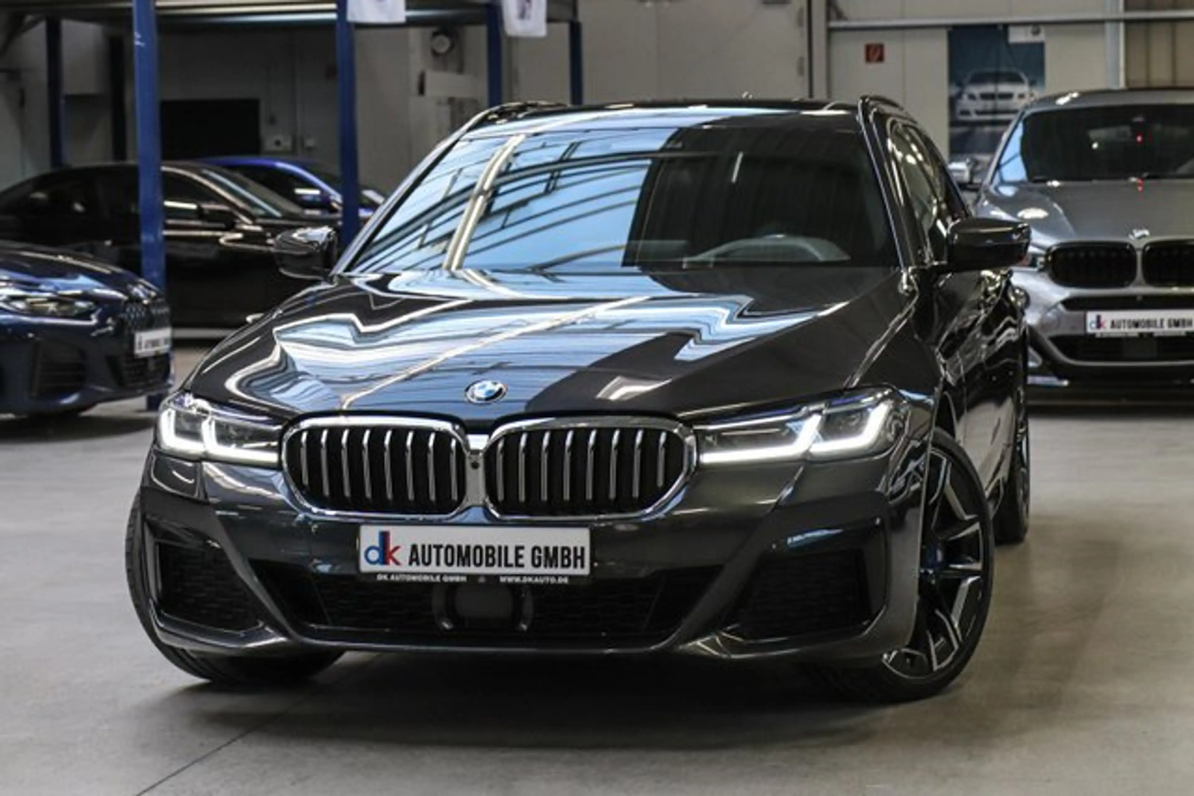 BMW 540 d xDrive Touring Sport-Aut///M SPORT/BOWERS&WILKIN — photo 5