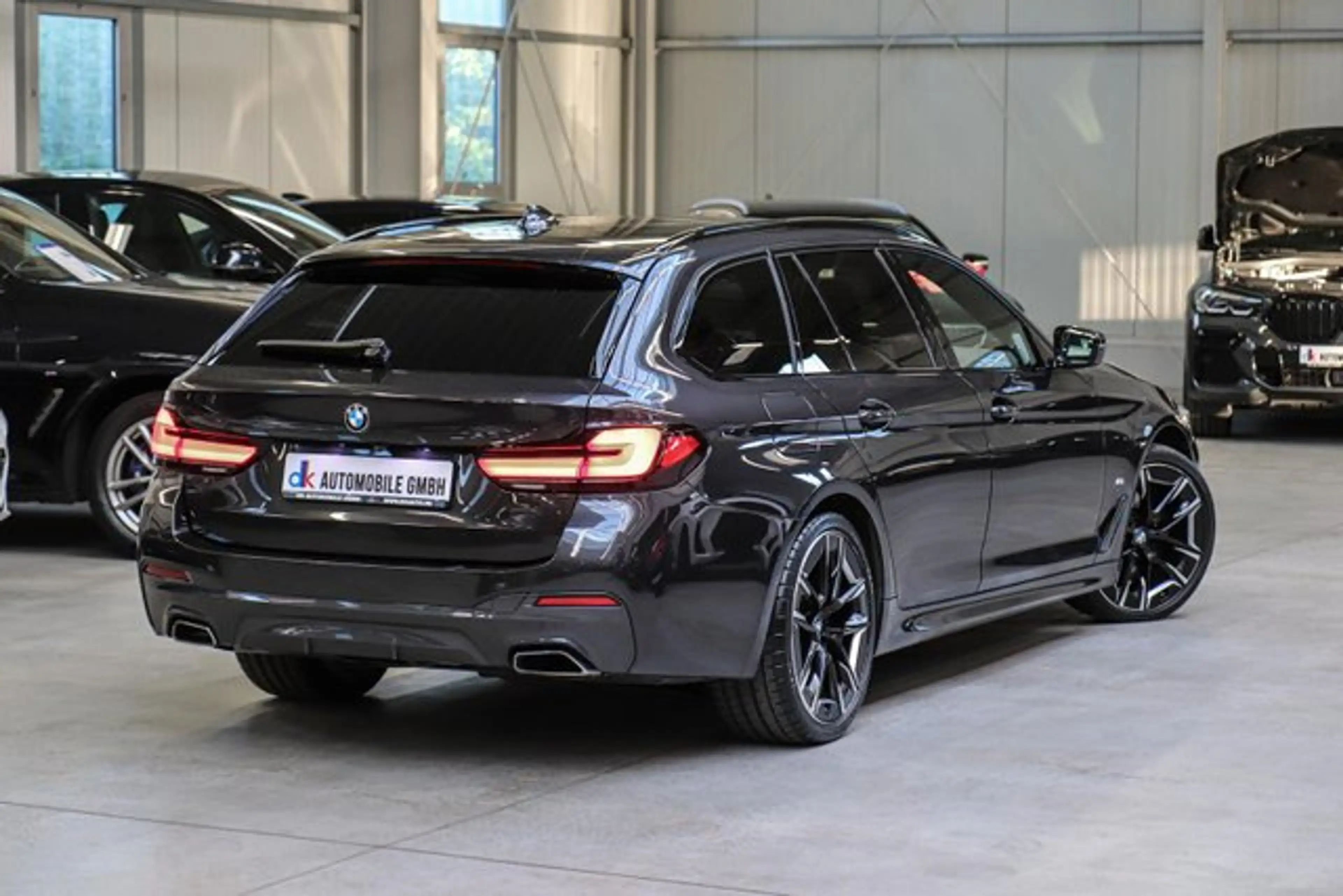 BMW 540 d xDrive Touring Sport-Aut///M SPORT/BOWERS&WILKIN — photo 8