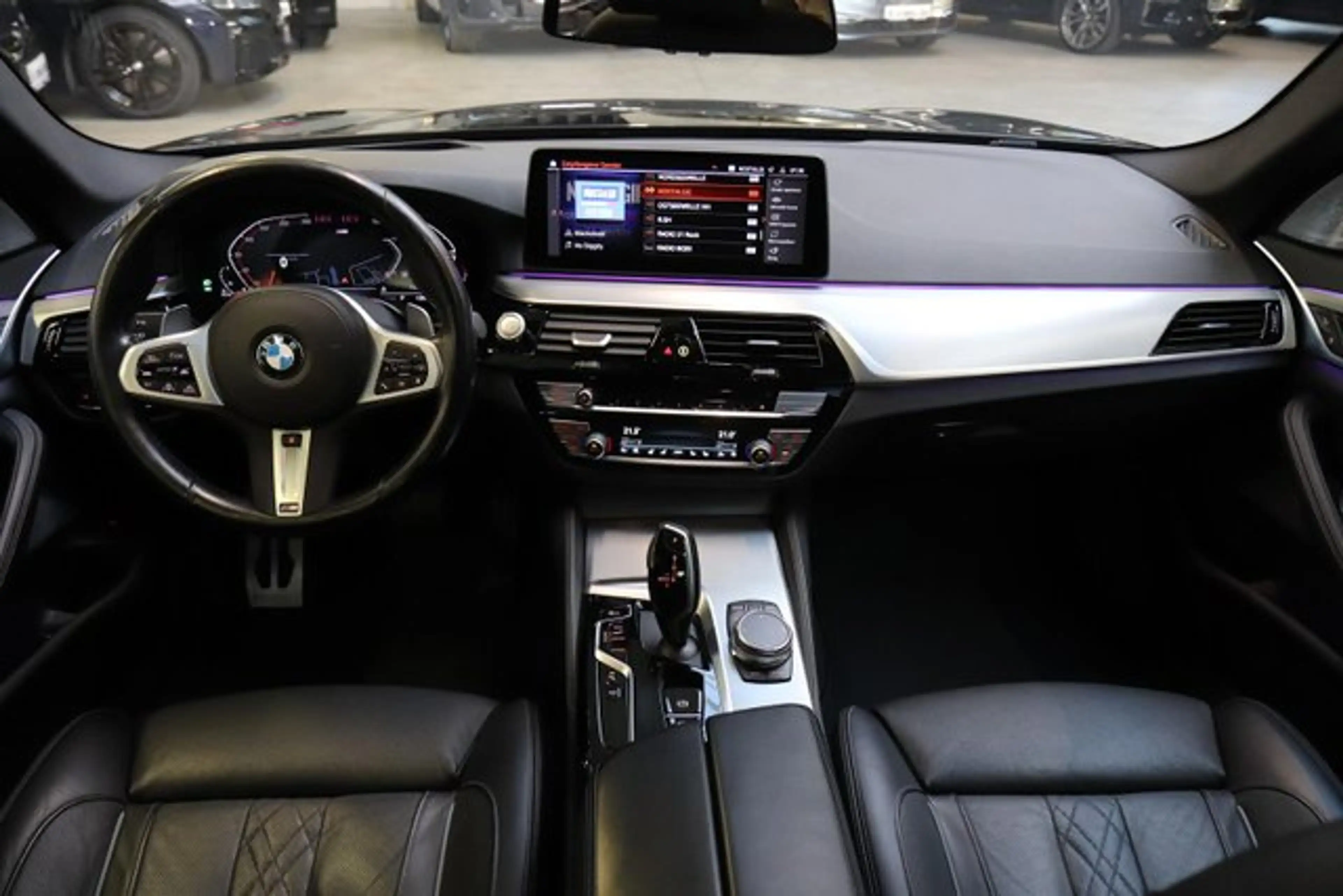 BMW 540 d xDrive Touring Sport-Aut///M SPORT/BOWERS&WILKIN — photo 14