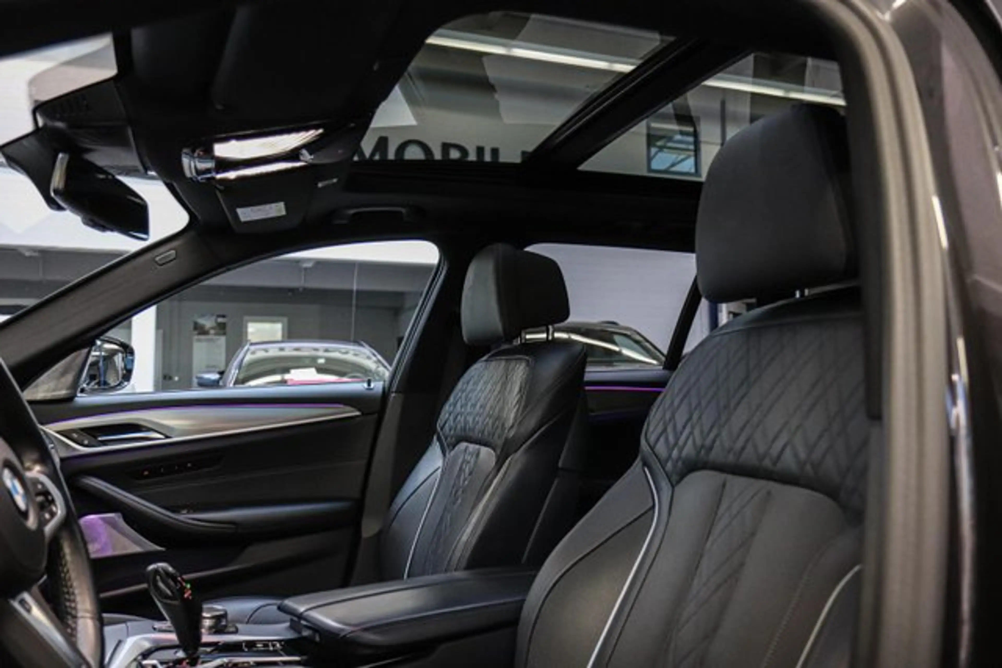 BMW 540 d xDrive Touring Sport-Aut///M SPORT/BOWERS&WILKIN — photo 10