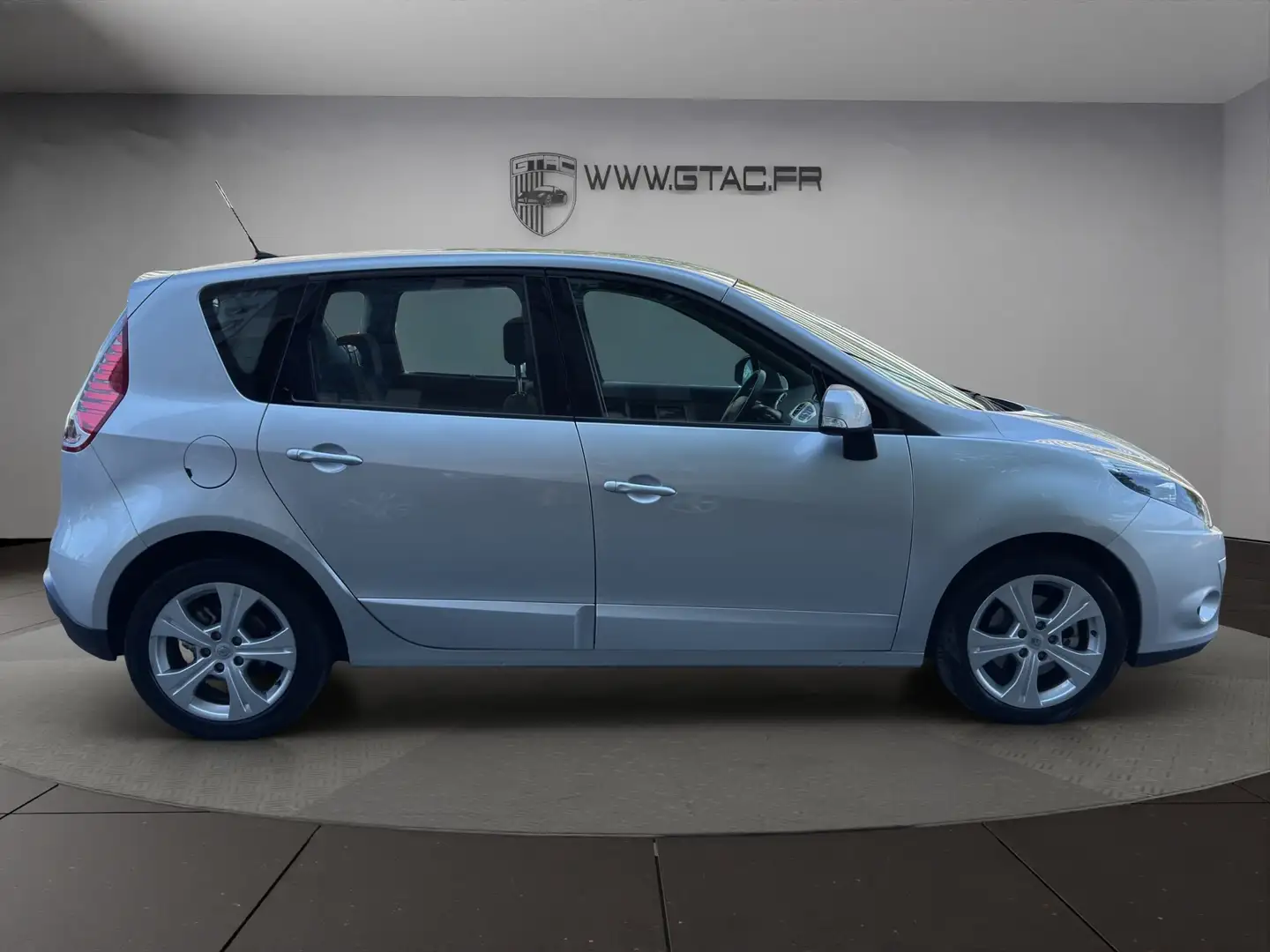 Renault Scenic Scenic III XMOD dCi 110 FAP Expression Euro 5 2011 Gris - 2