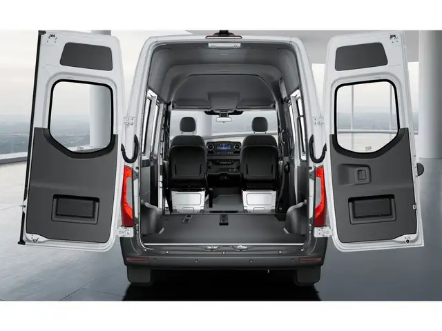 Mercedes-Benz Sprinter view 10