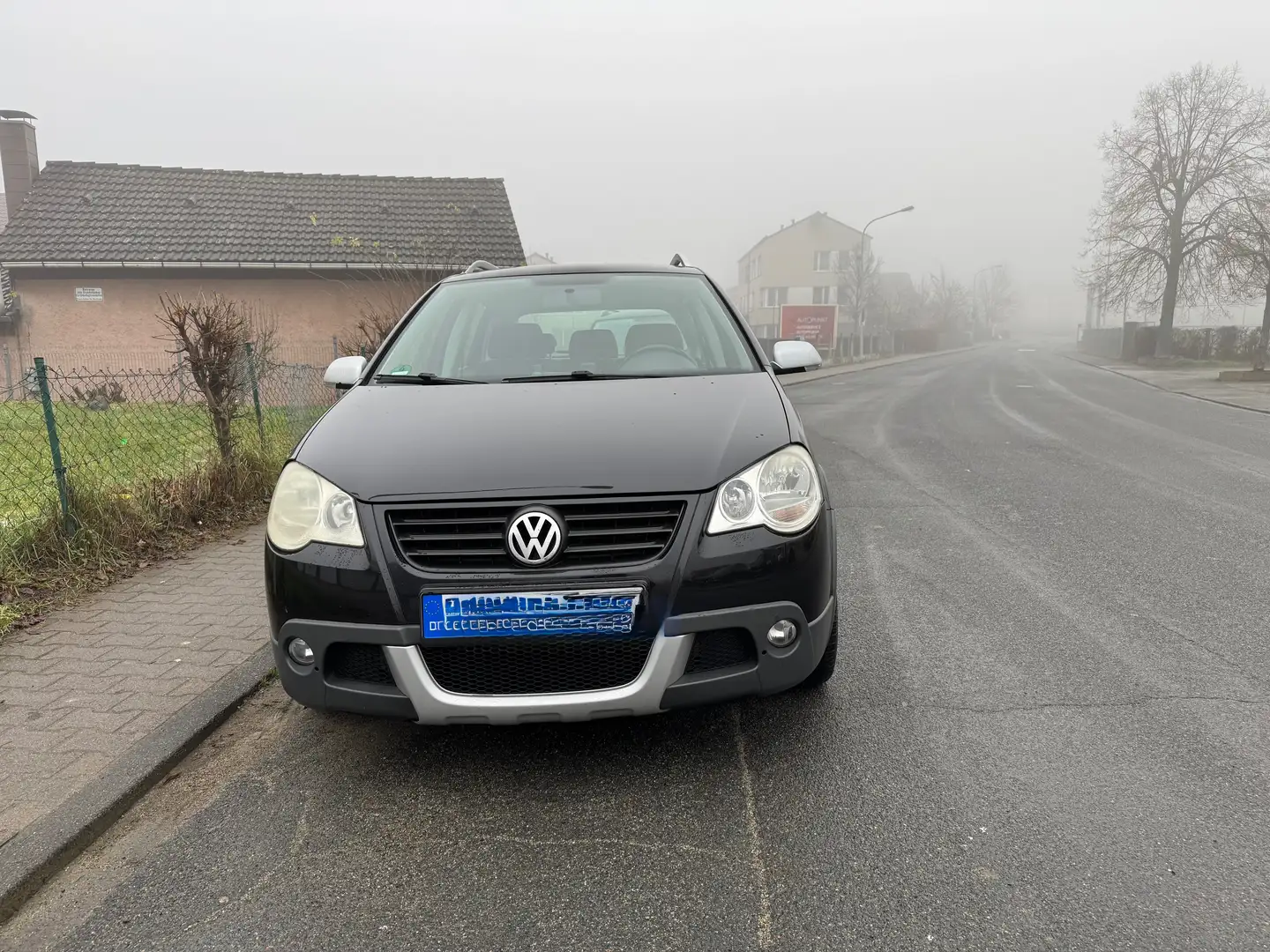 Volkswagen Polo Cross Polo IV  5-Türer 1.4 CrossPolo Schwarz - 1