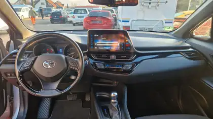 Annonce voiture d'occasion Toyota C-HR - CARADIZE