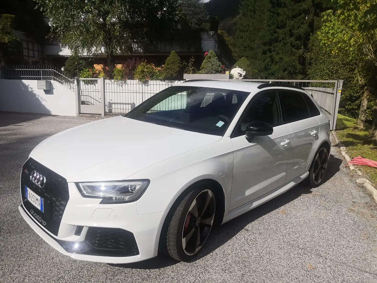 Audi RS3 Sportback 2.5 tfsi quattro s-tronic - 1