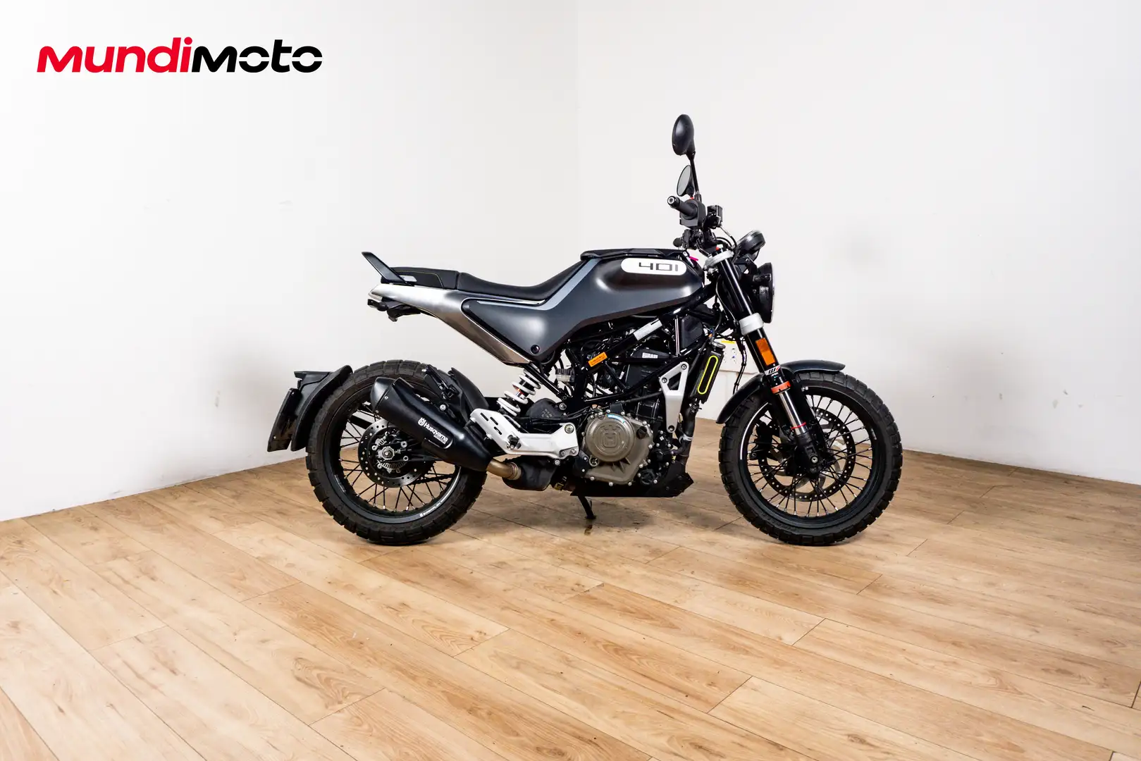 Husqvarna Svartpilen - 1