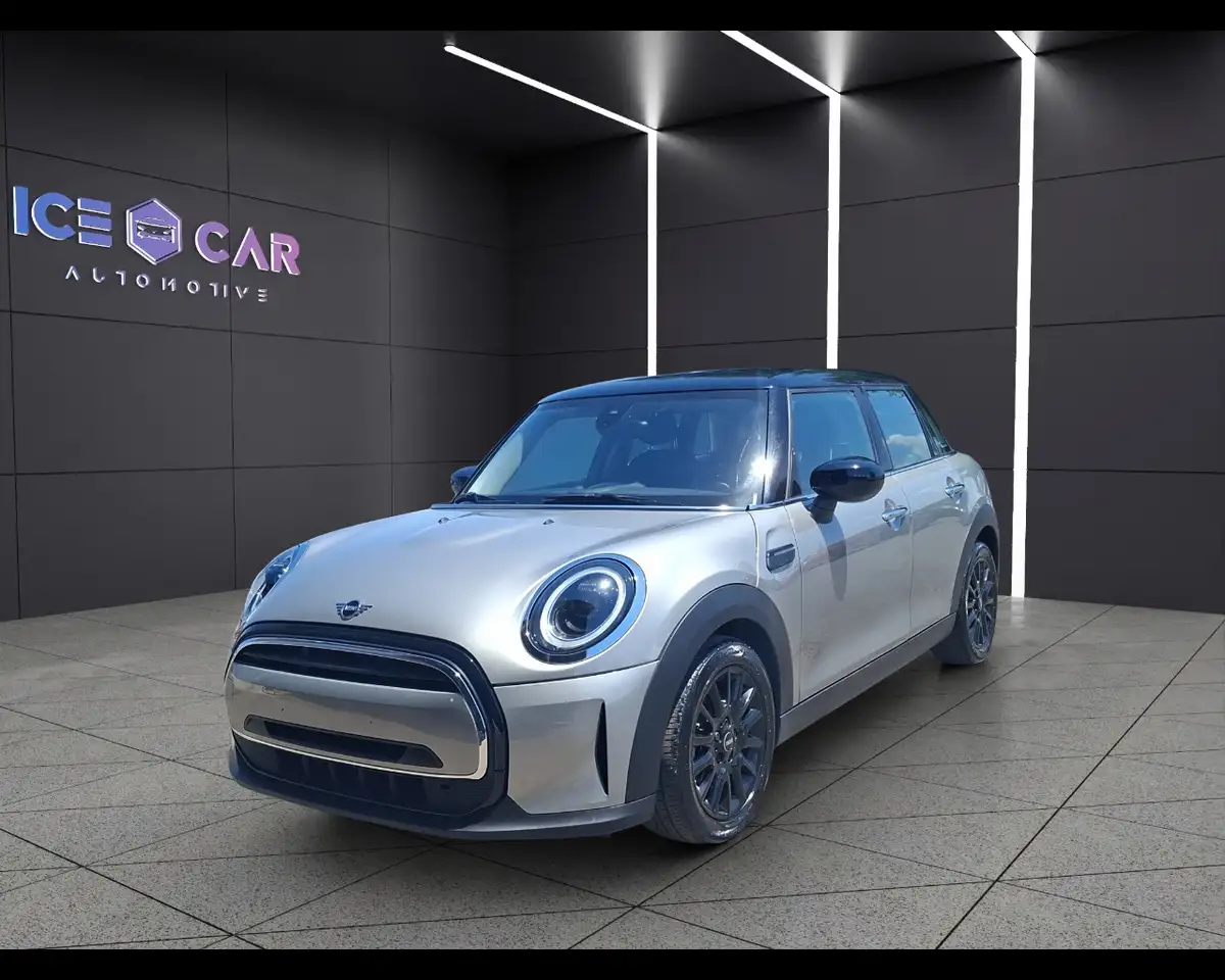 MINI Cooper 1.5 Cooper Classic 5 porte