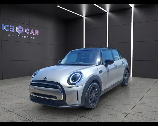 MINI Cooper 1.5 Cooper Classic 5 porte