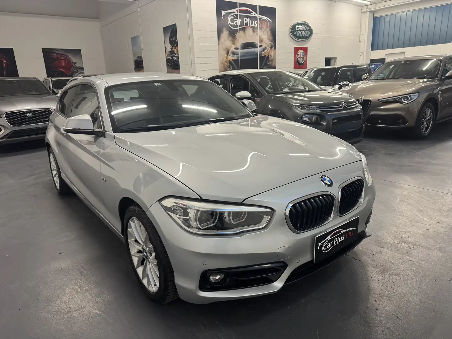 BMW 120 120i Sport 3p Argent - 1