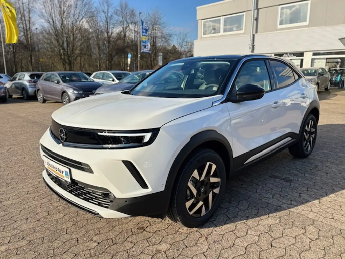 Opel Mokka Elegance AT SHZ/LHZ/PDC V+H+CAM/ACC/LED Weiß - 1