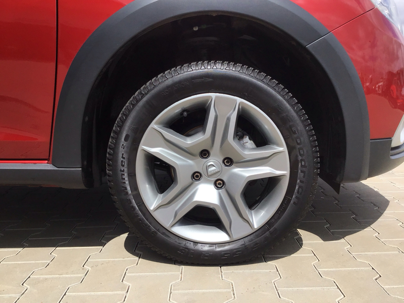 Dacia Sandero Stepway TCe 100 Prestige, Navi, Klima, Rückfahrkam — photo 10