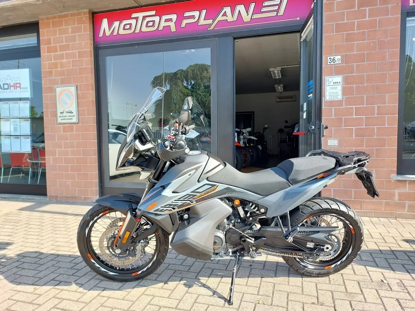 KTM 890 Adventure Gri - 1