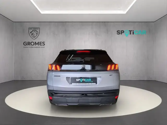 Peugeot 3008 view 4