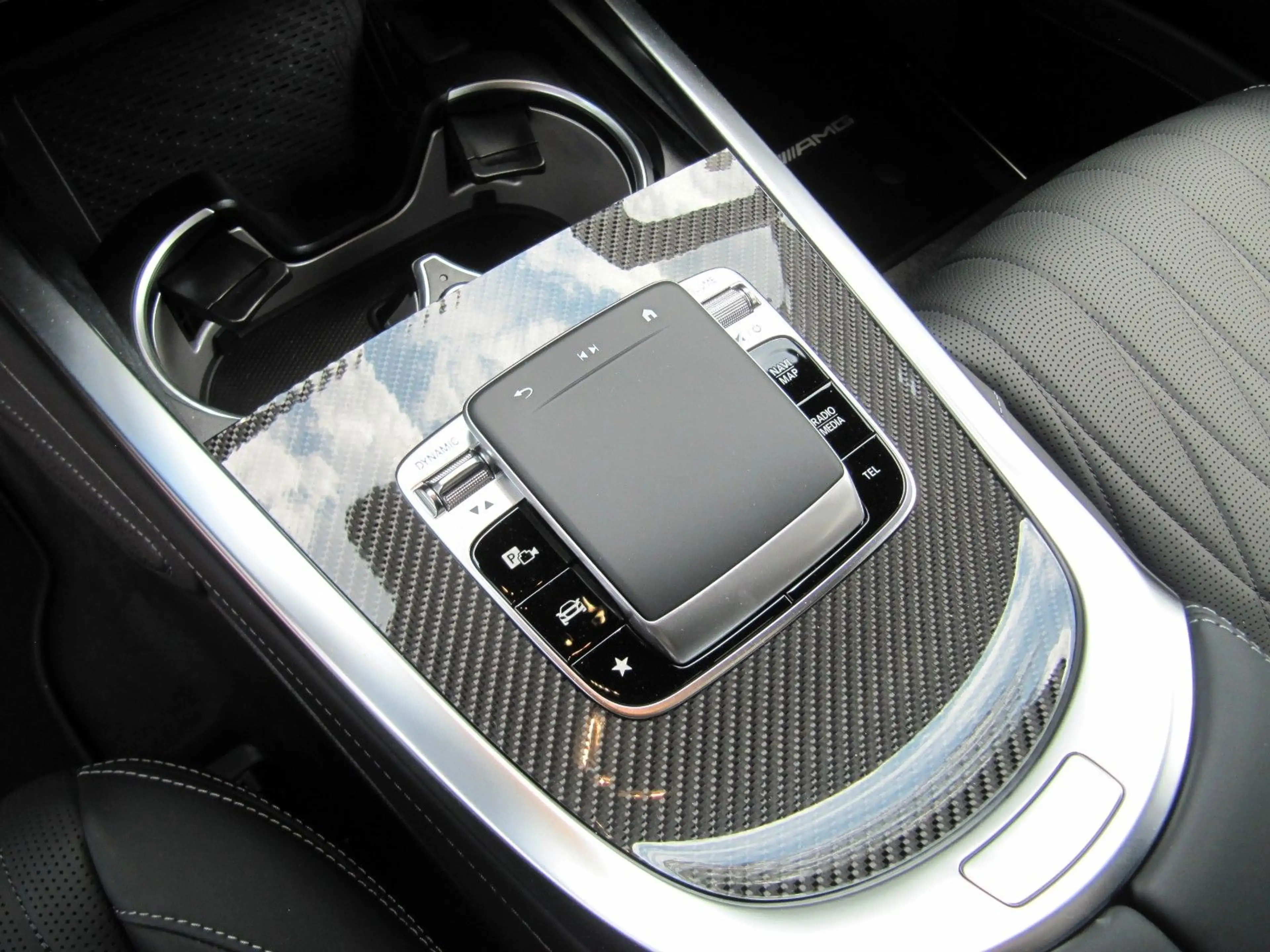 Mercedes-Benz G 63 AMG MY26 CARBON TZ FOND ENTERTAIN A22 — photo 15