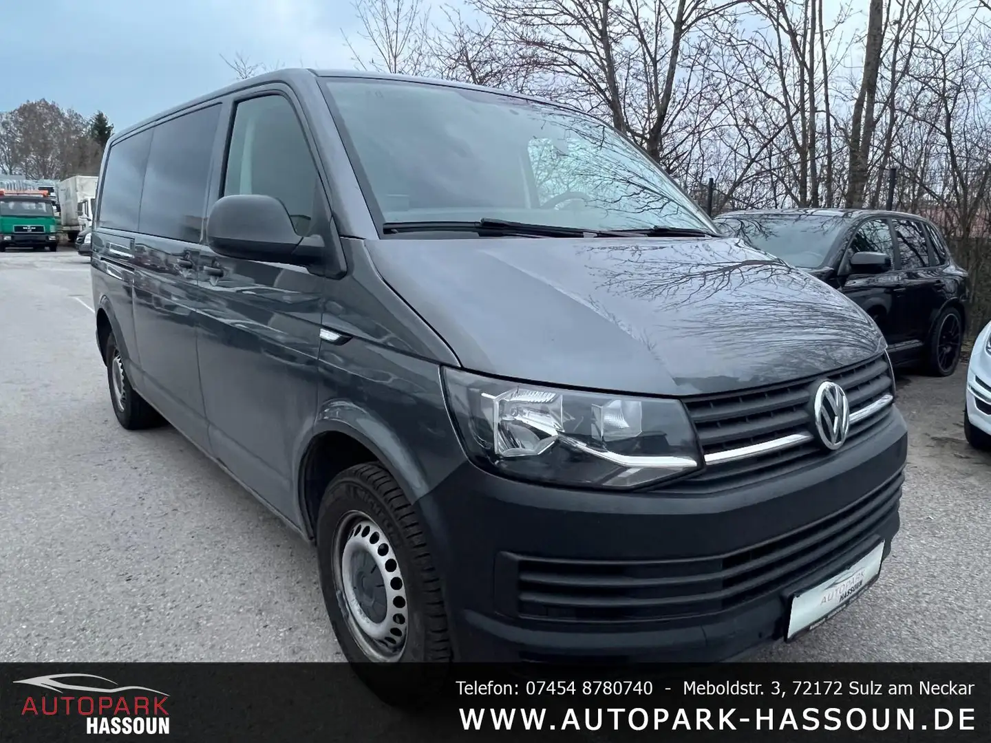 Volkswagen T6 Transporter Kasten-Kombi Navi Tempo Klima Getriebeschaden Grau - 1