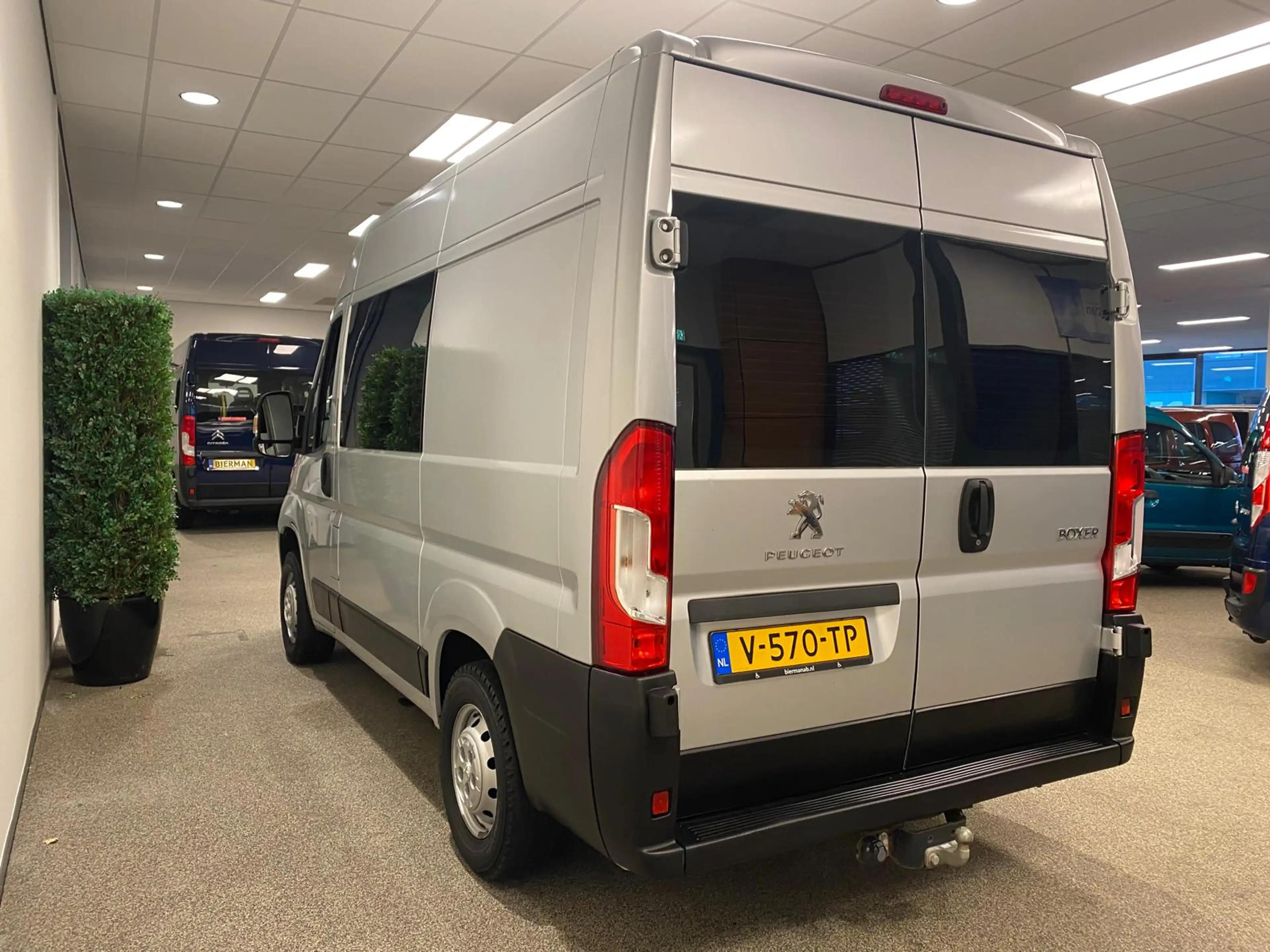 Peugeot Boxer 2.0 HDI 96KW — photo 11
