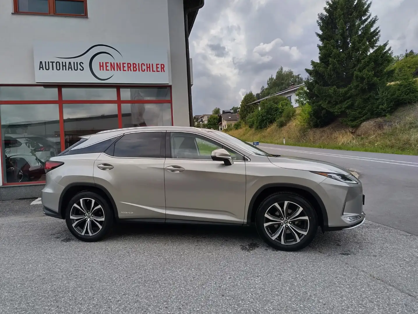 Lexus RX 450h RX 450h E-four Executive Executive Srebrny - 1