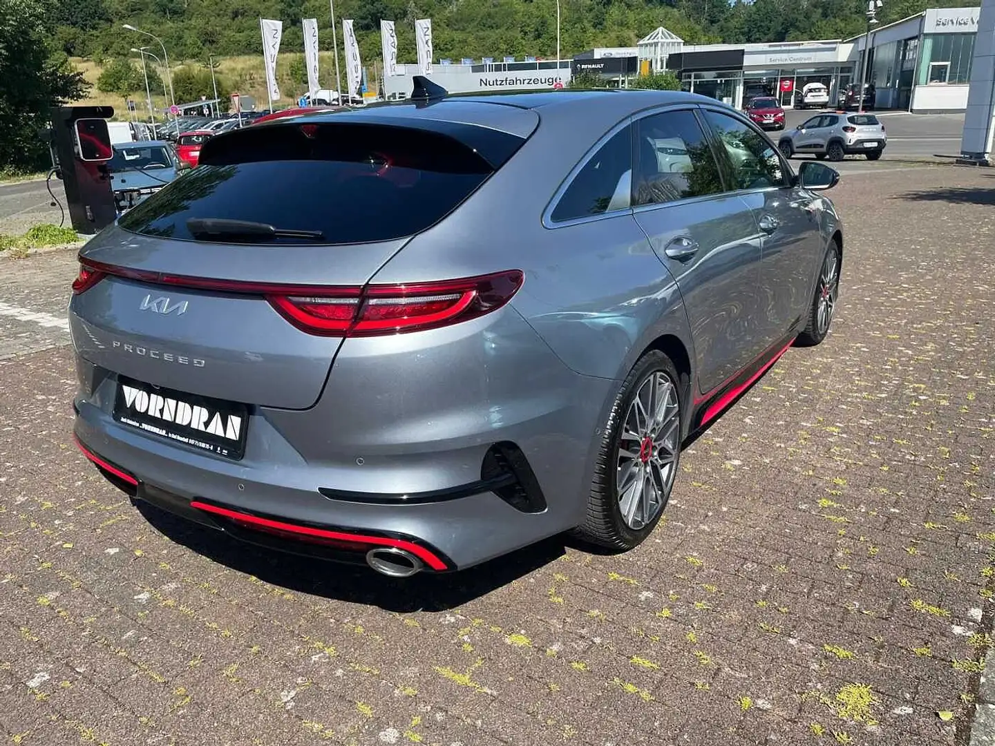 Kia ProCeed / pro_cee'd 1.6 T-GDI GT Navi SHZ Pano Kamera Argent - 2