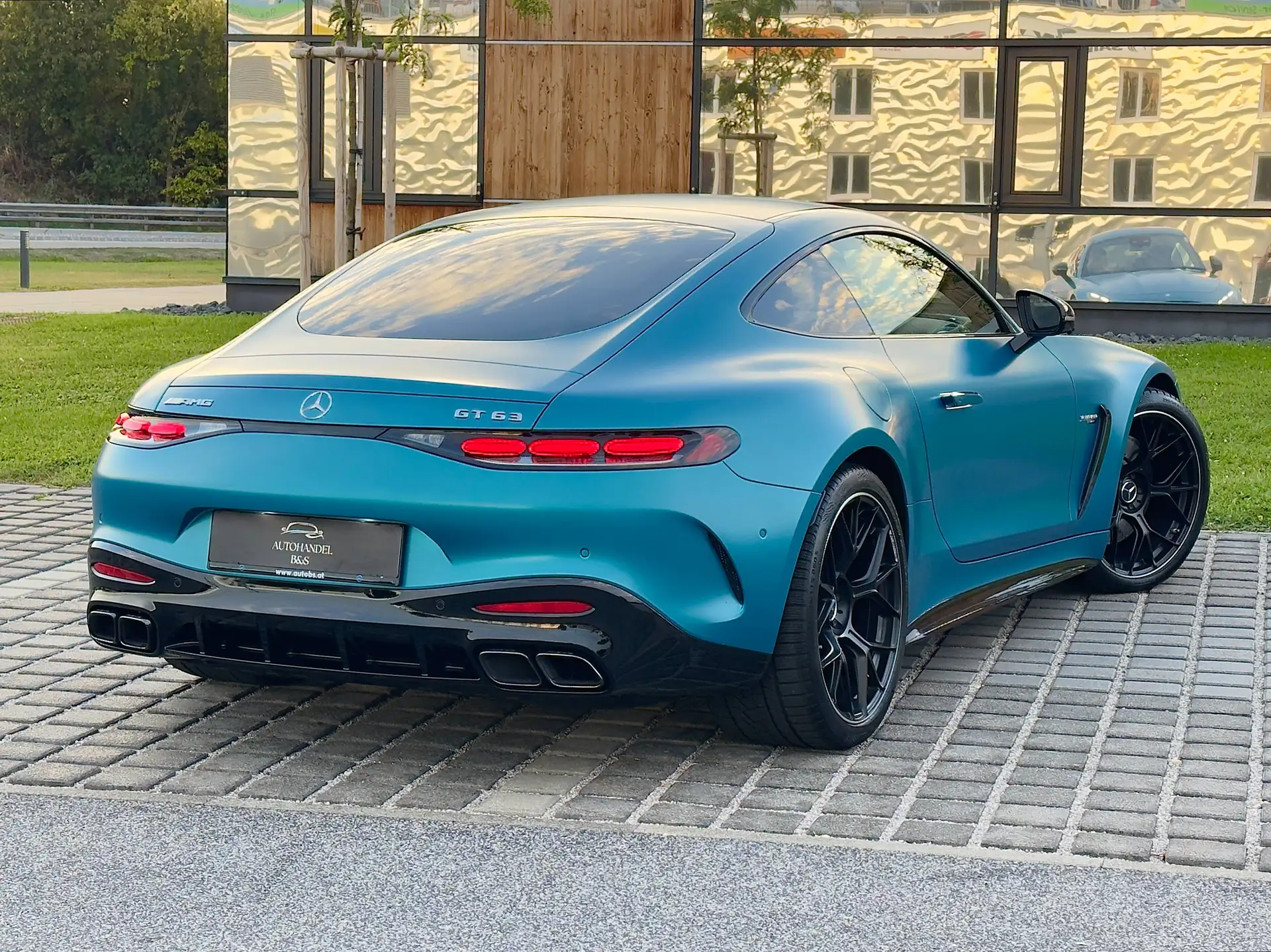 벤츠 AMG GT 63 AMG 2024 파랑 사진 6