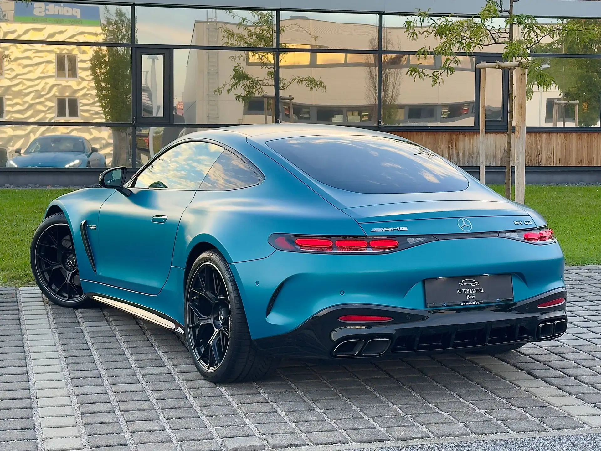 벤츠 AMG GT 63 AMG 2024 파랑 사진 4