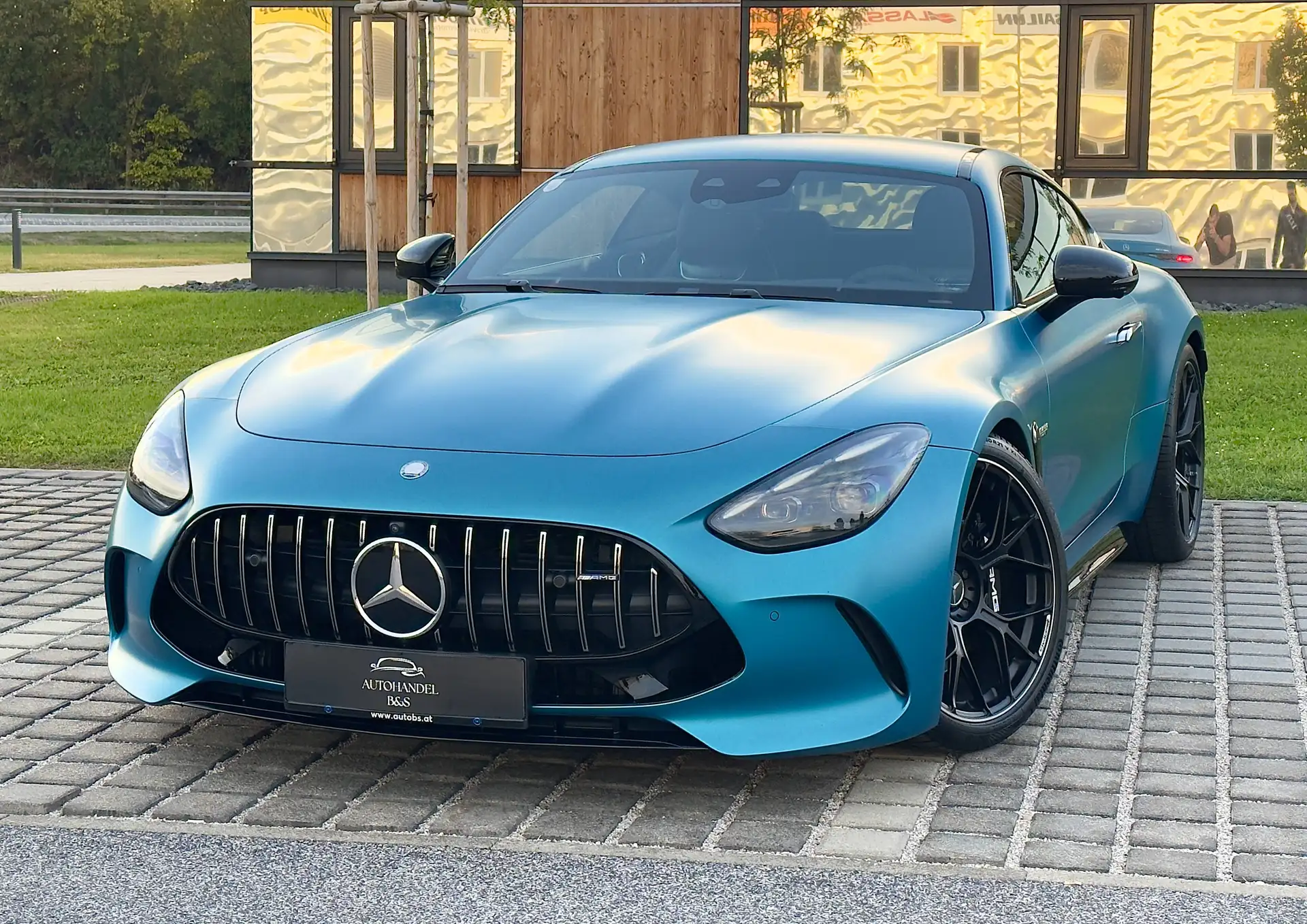벤츠 AMG GT 63 AMG 2024 파랑 사진 3