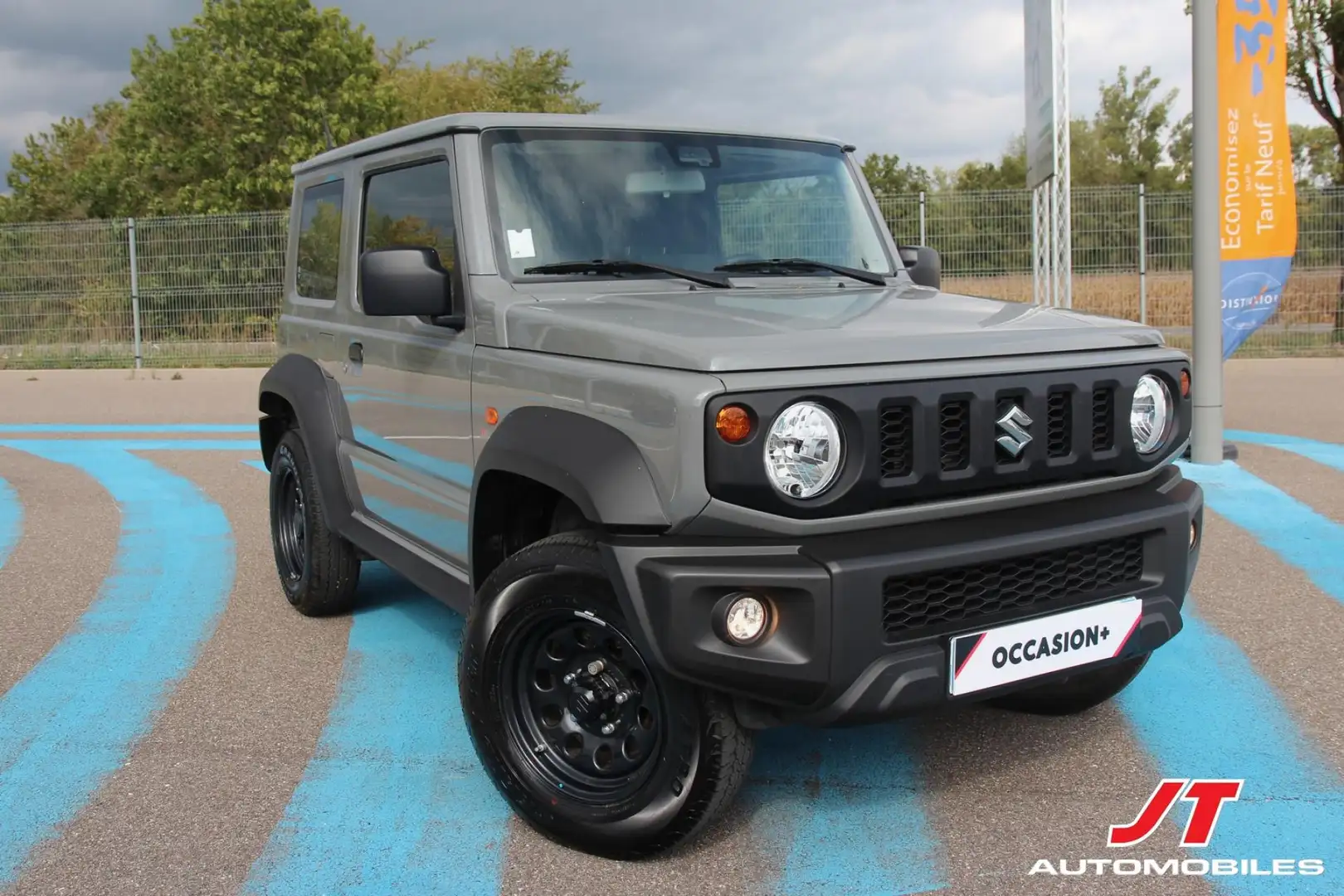 Suzuki Jimny Jimny 1.5i  2023 Privilège Entreprise Grey - 2