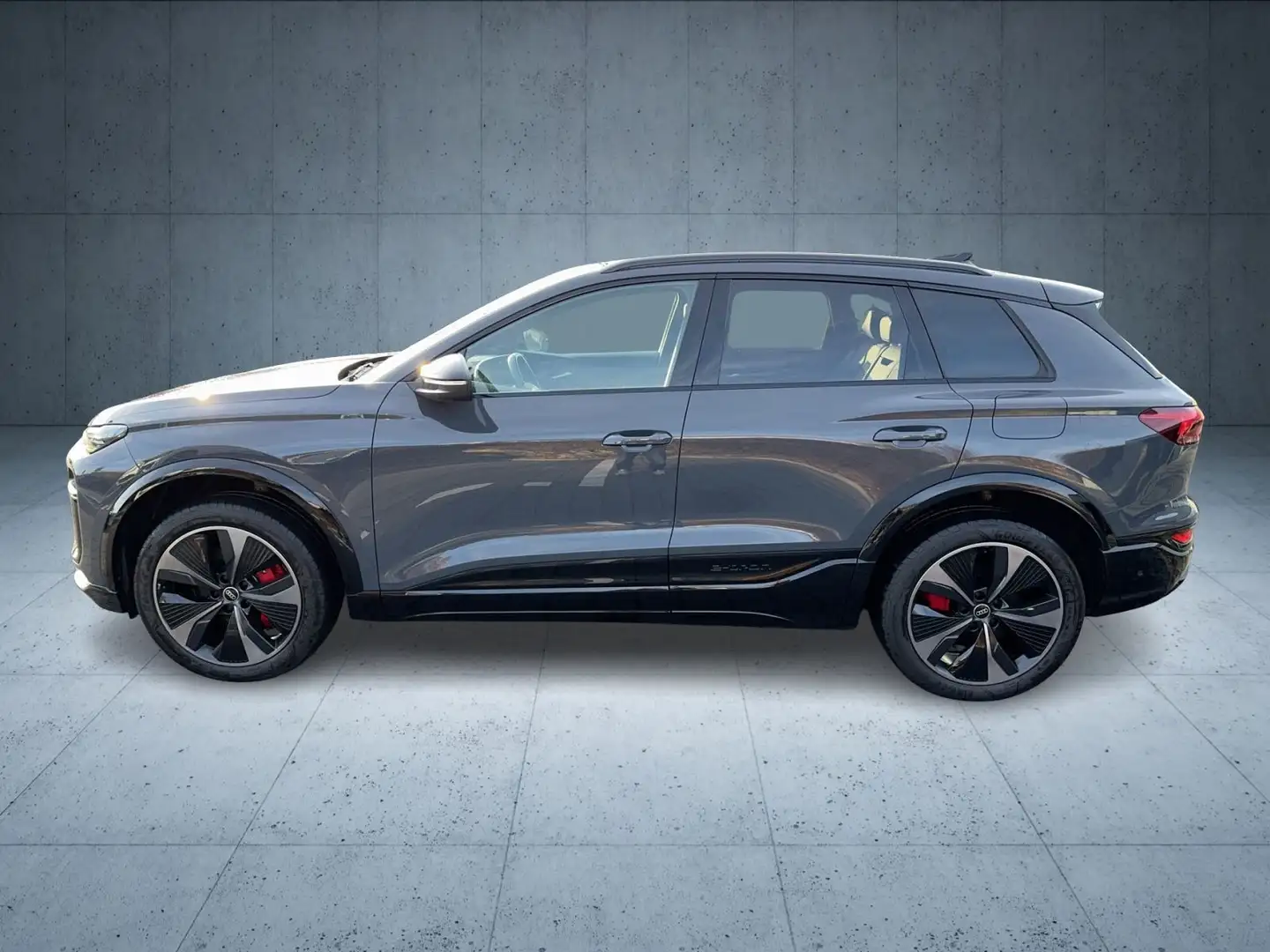 Audi SQ6 e-tron edOne/Pano/OLED/B&O/21"/Luft/Assi Grau - 2