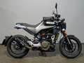 Husqvarna Svartpilen 401 Zwart - thumbnail 1