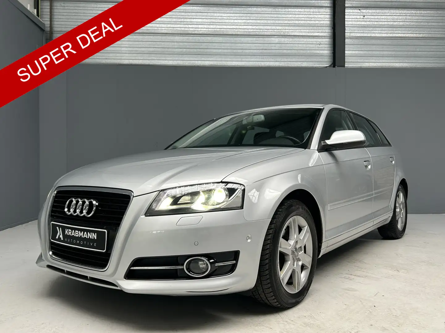 Audi A3 Sportback 1.8 TFSI Attraction Pro Line Leder|Sport Šedá - 1