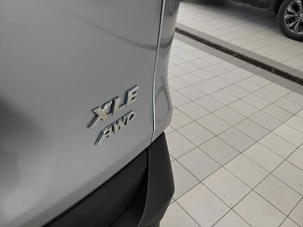 Toyota RAV 4 снимка Toyota RAV 4