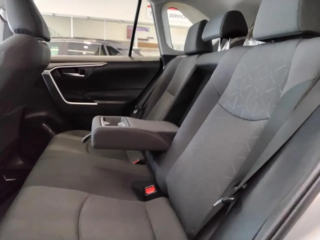 Toyota RAV 4 снимка Toyota RAV 4