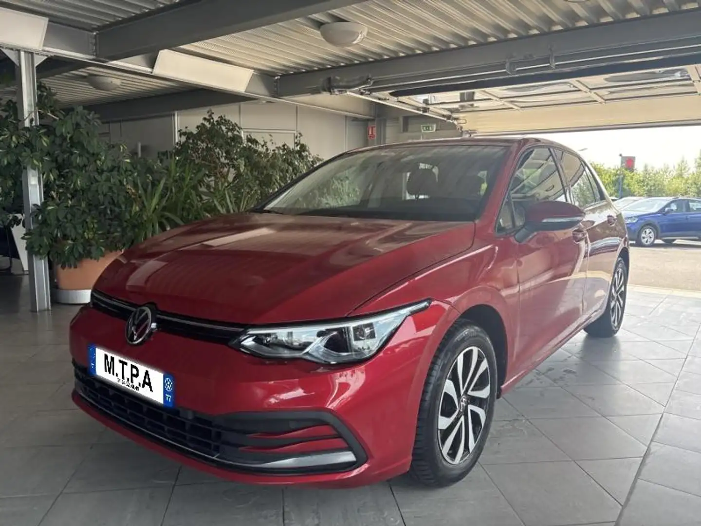 Volkswagen e-Golf 1.0 TSI OPF 110ch Active Rouge - 2