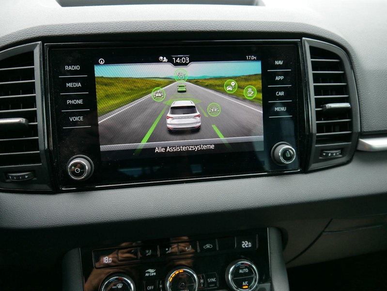 Skoda Karoq Selection 1.5 TSI DSG*ACC*PDC*KAMERA*TEMPOMAT*L... — photo 14