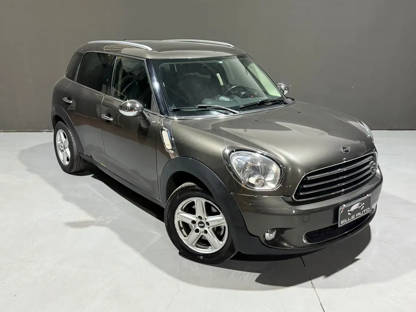 MINI Cooper D Countryman Mini Countryman 1.6 Cooper D Brąz - 1