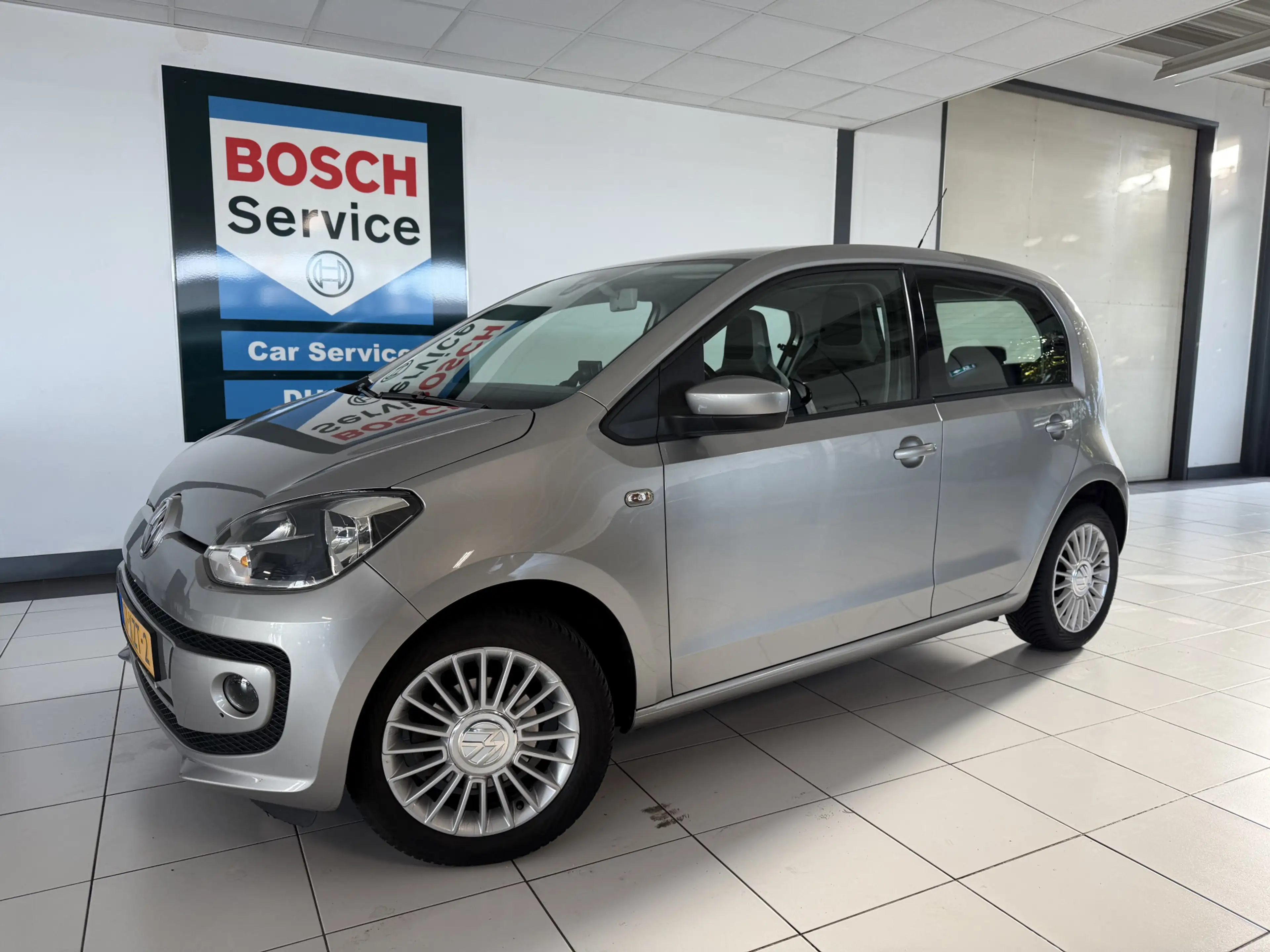 Volkswagen up! 1.0 high up! 5 DRS Automaat Airco / navigatie