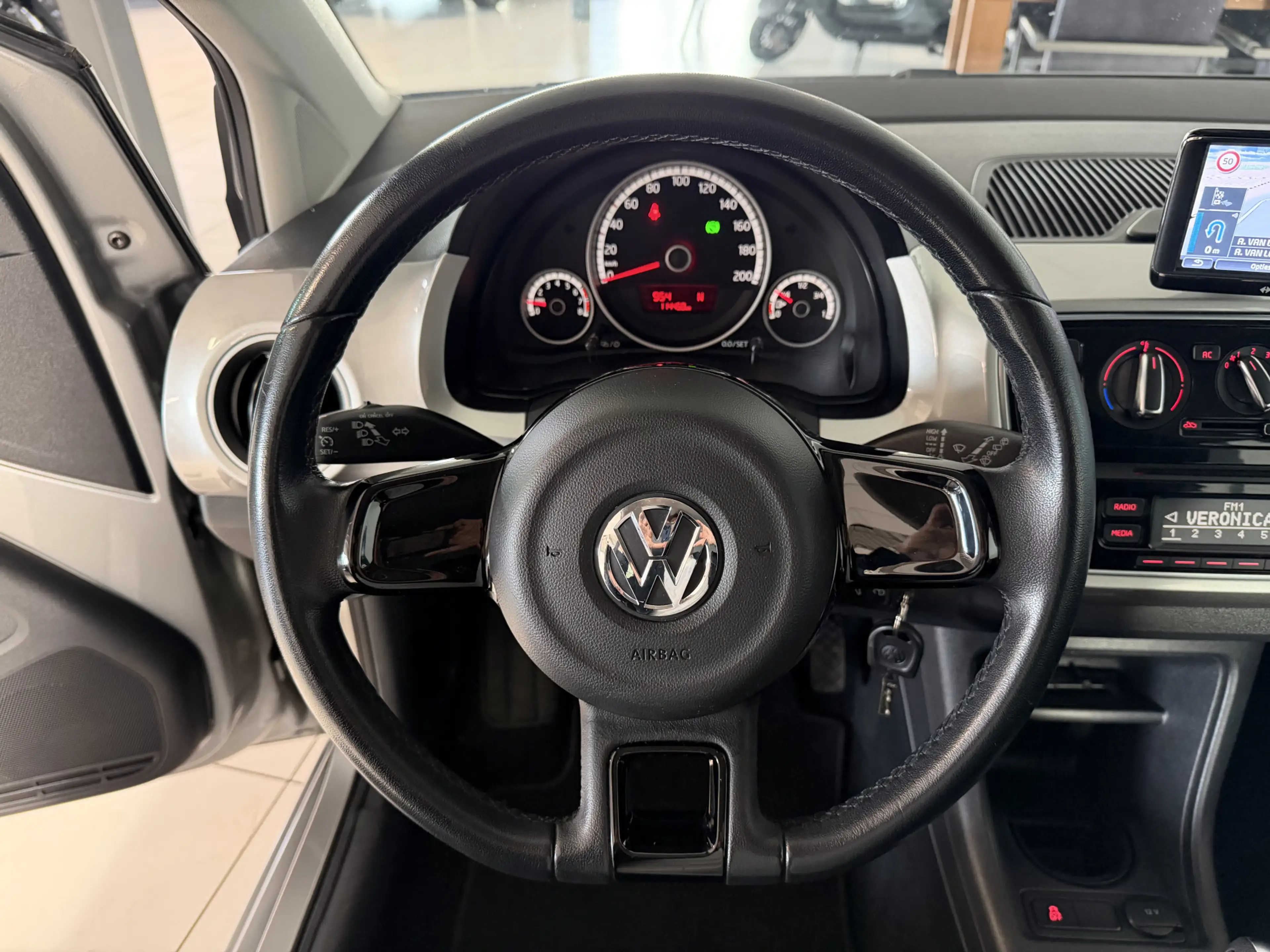 Volkswagen up! 1.0 high up! 5 DRS Automaat Airco / navigatie — photo 15