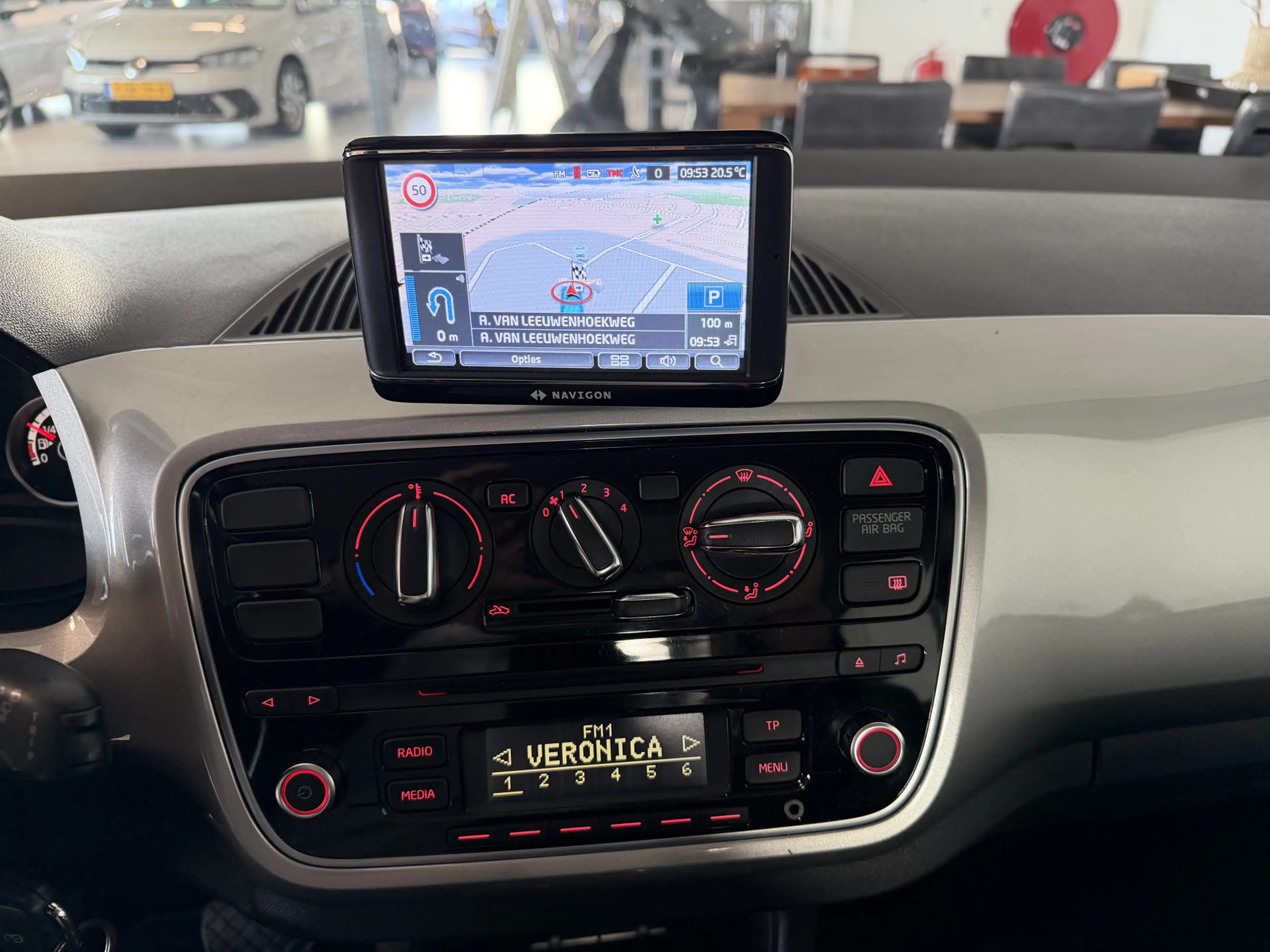 Volkswagen up! 1.0 high up! 5 DRS Automaat Airco / navigatie — photo 13