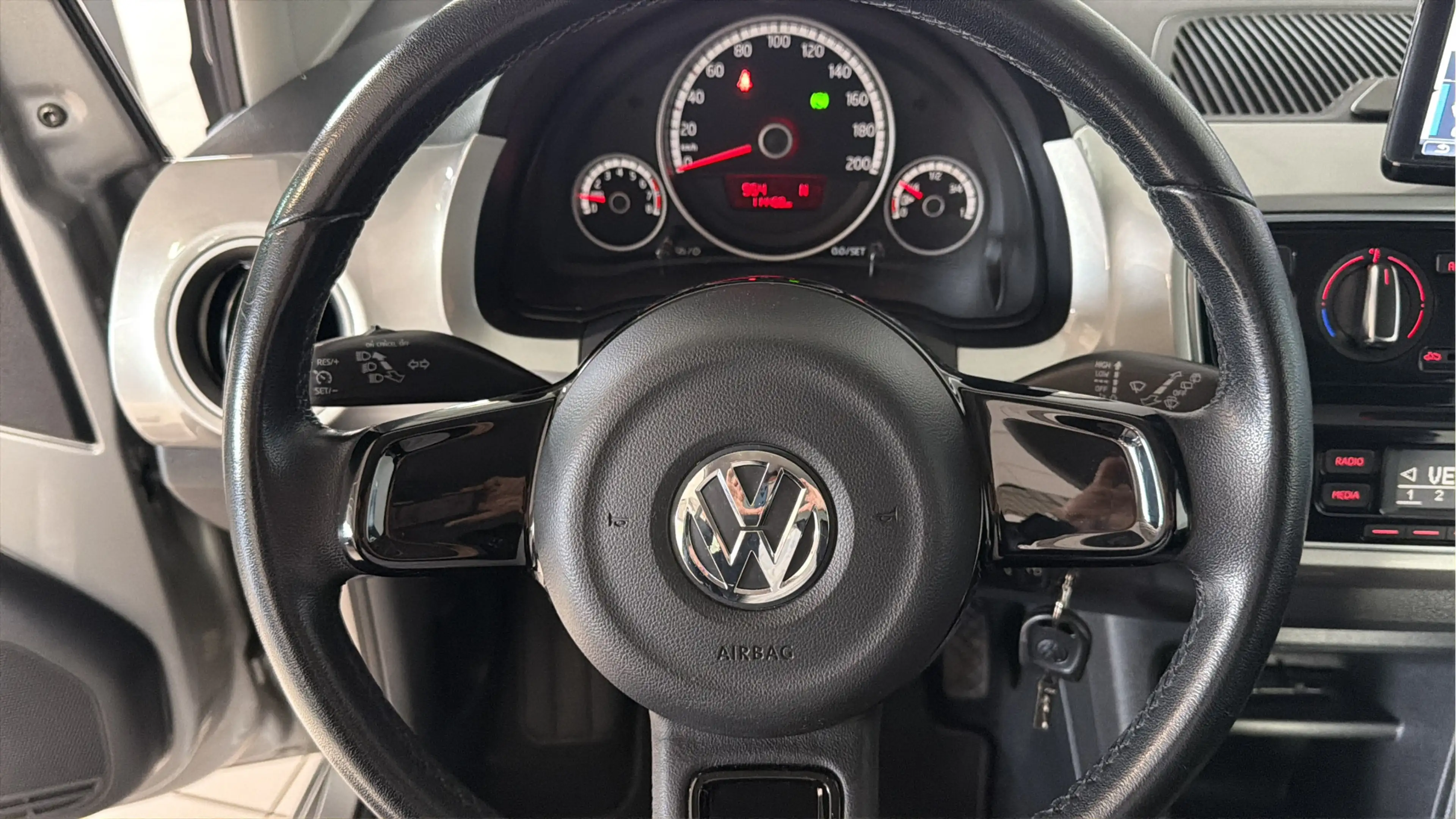 Volkswagen up! 1.0 high up! 5 DRS Automaat Airco / navigatie — photo 14