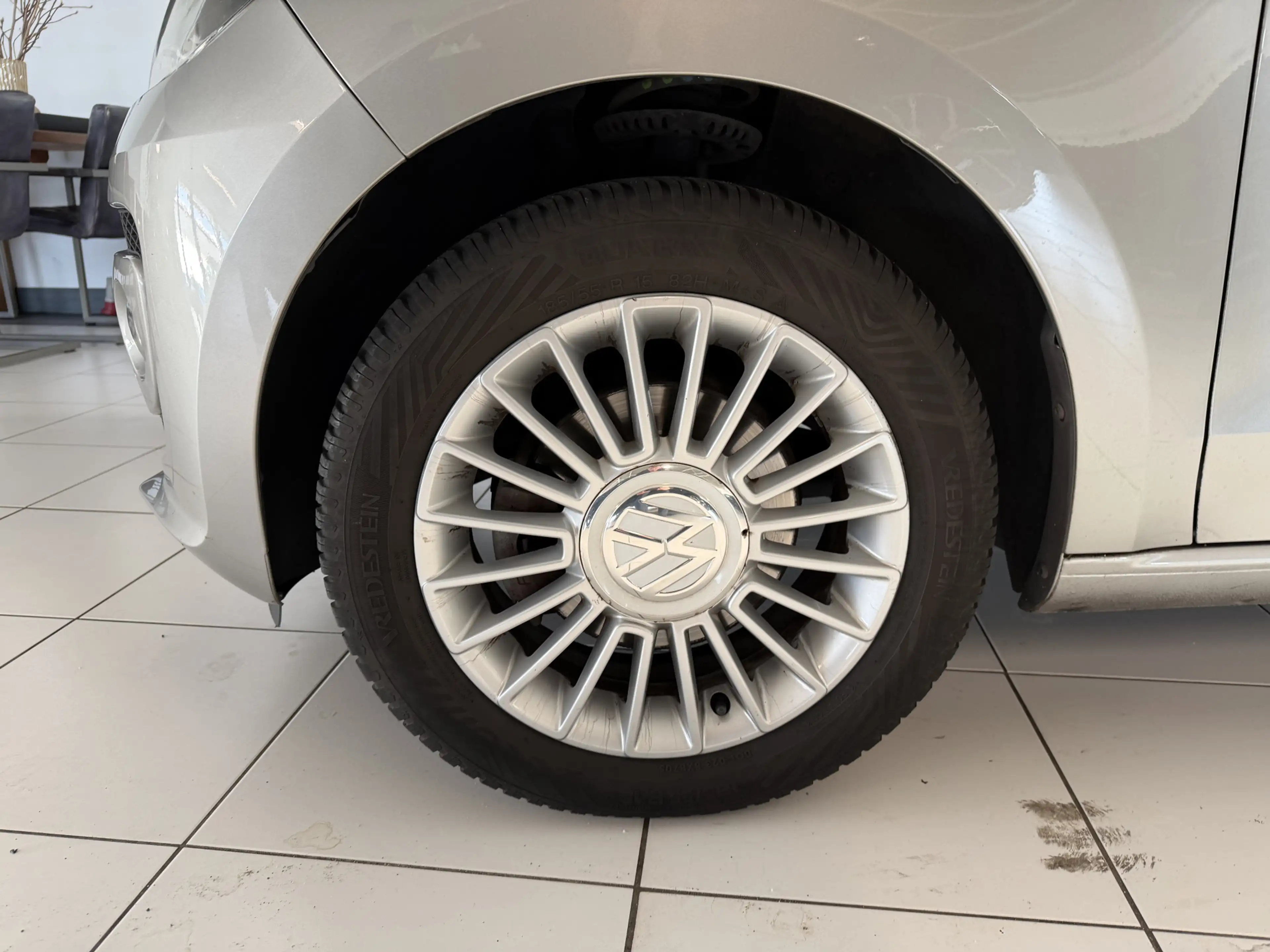 Volkswagen up! 1.0 high up! 5 DRS Automaat Airco / navigatie — photo 8