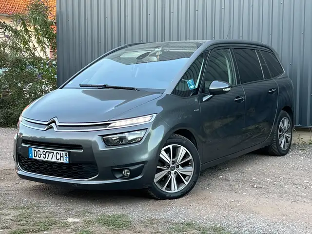 Citroen Grand C4 Picasso view 5