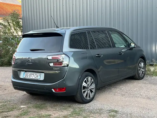 Citroen Grand C4 Picasso view 6