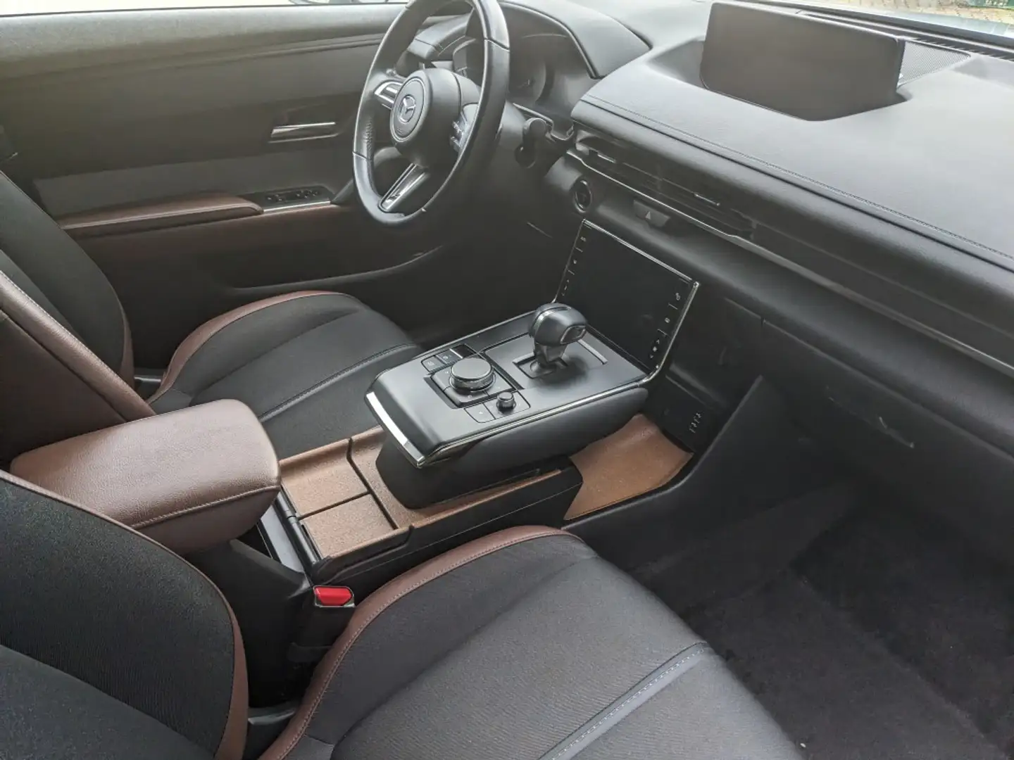 Mazda MX-30 e-SKYACTIV EV Advantage Industrial Vintage Matrix- Weiß - 2