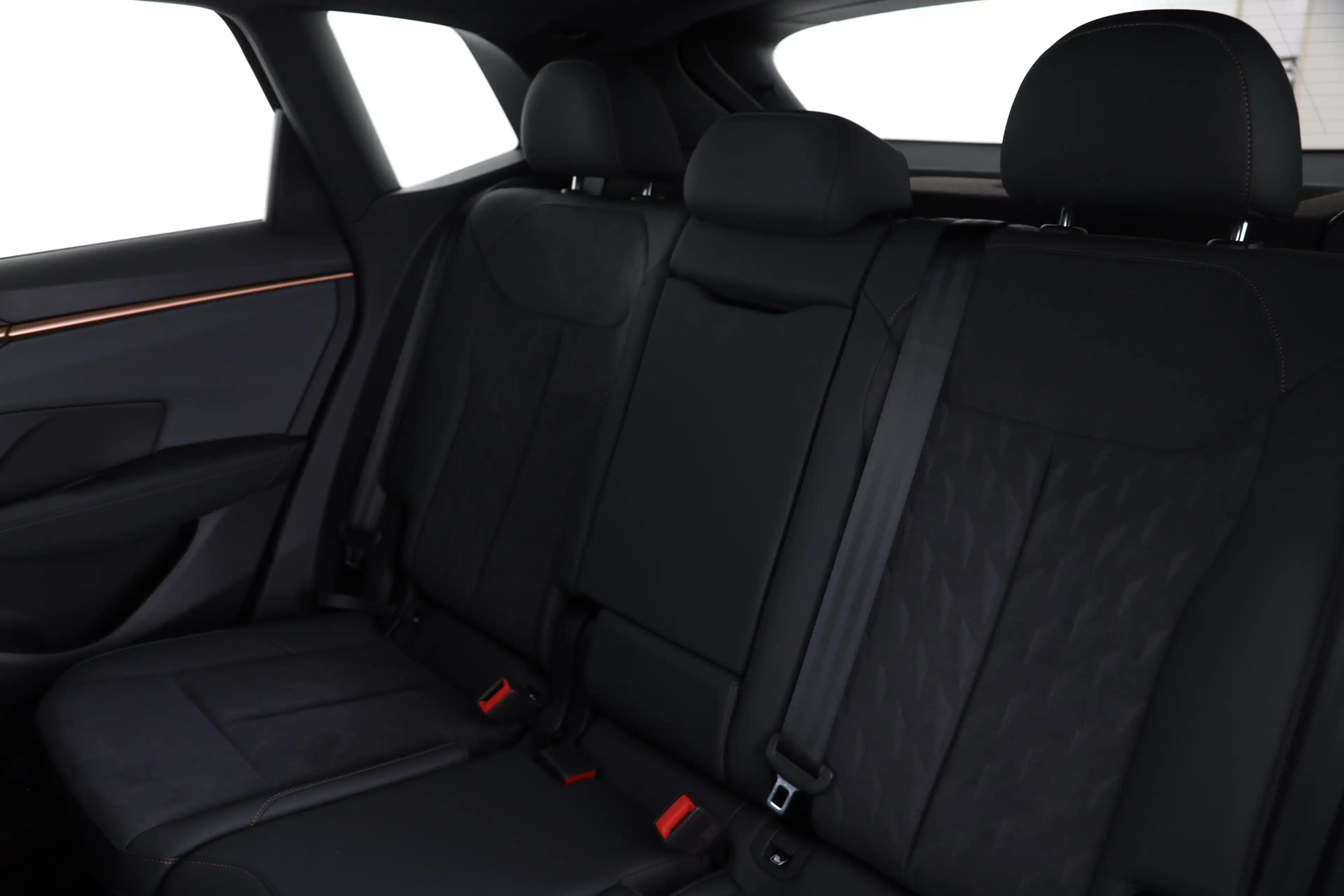 CUPRA Terramar 1.5 e-Hybrid DSG | Business Paket Plus — photo 13