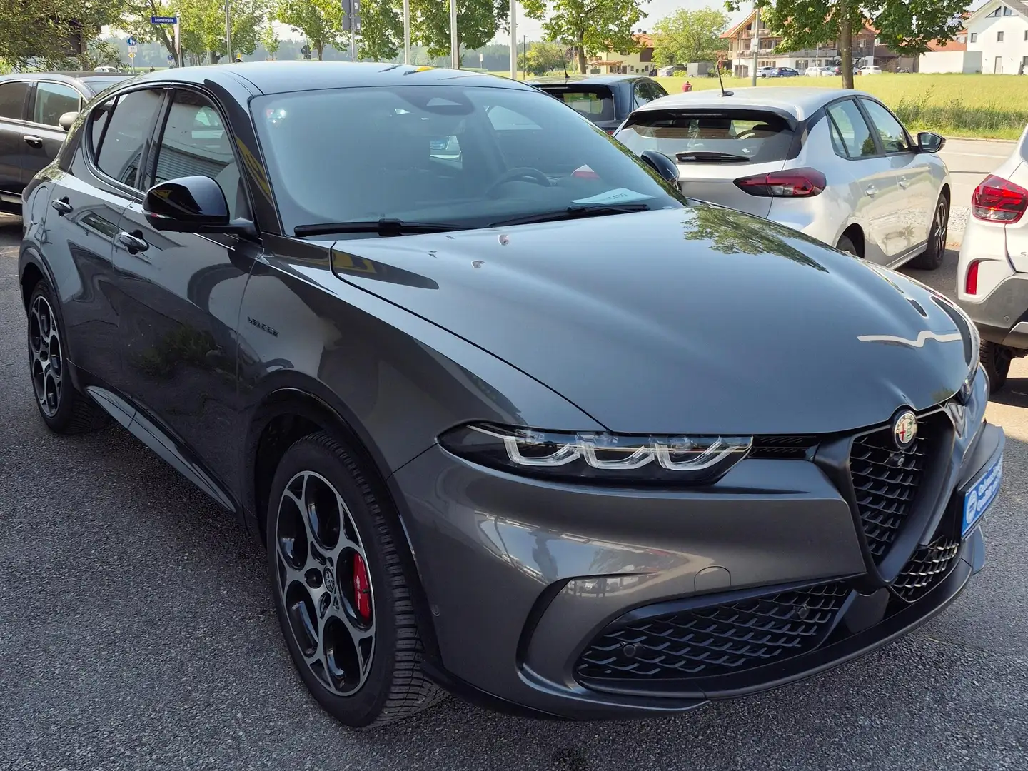 Alfa Romeo Tonale Veloce Hybrid, Matrix, Navi, Kamera, ACC Grau - 2